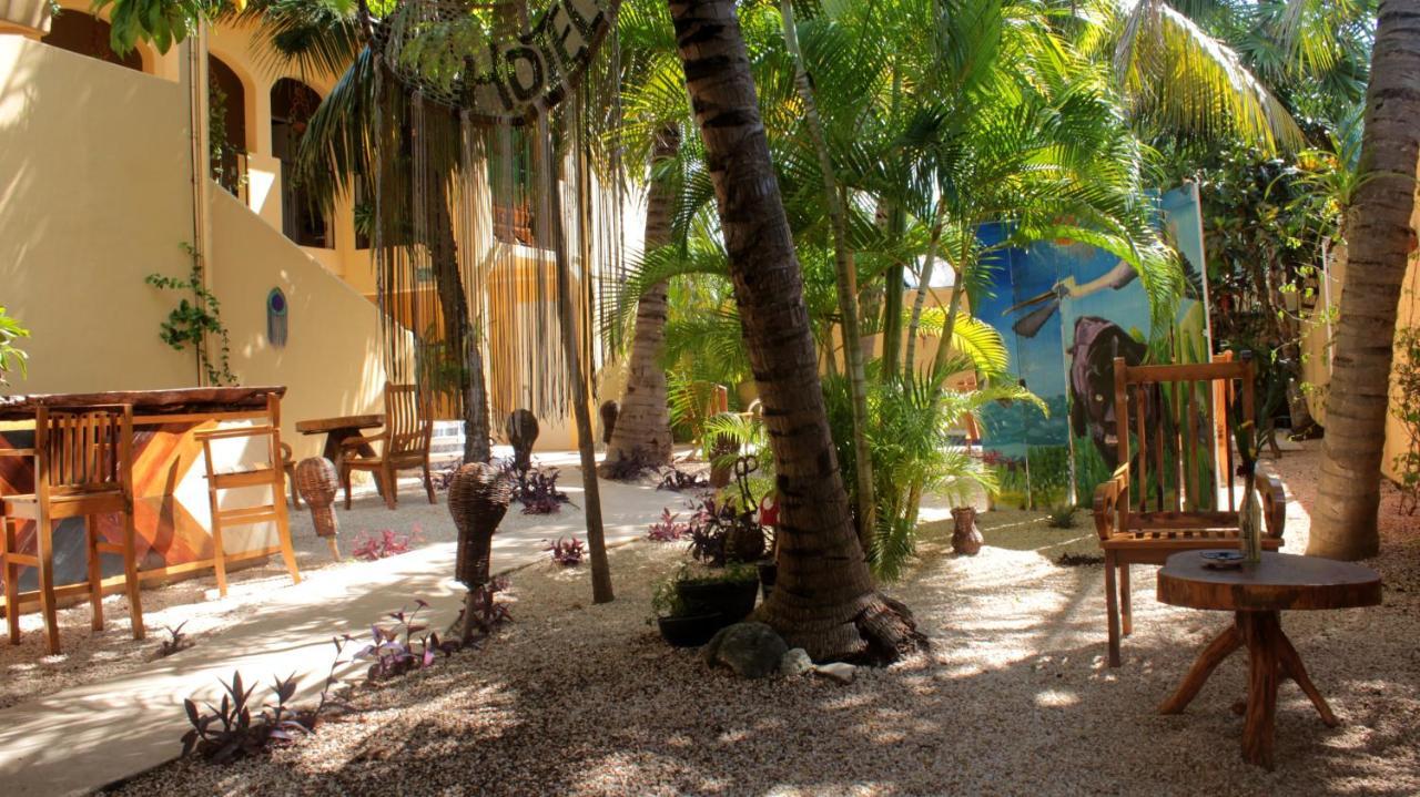 Art Hotel Tulum Esterno foto